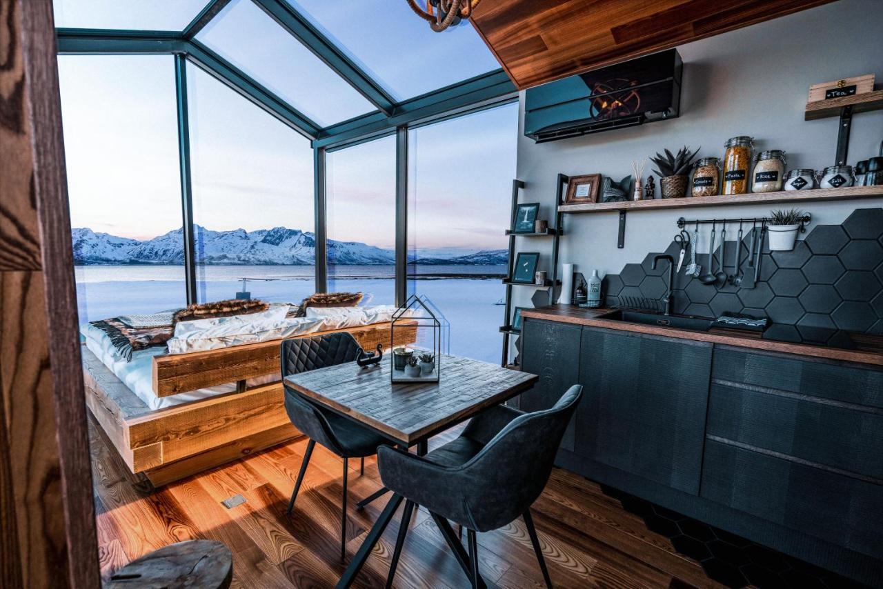 Aera - Glass Cabins Тромсё Экстерьер фото
